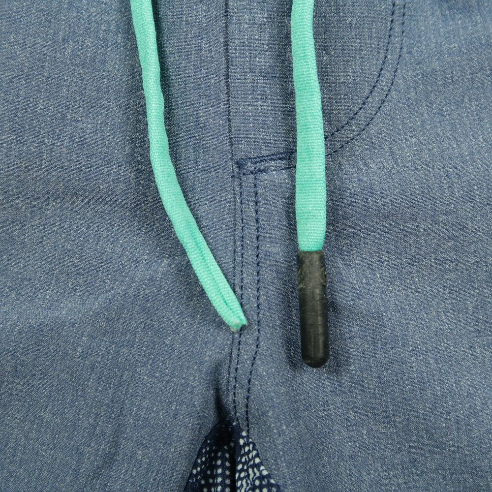 Lululemon T.H.E. Short 11" *Liner in Blue Camo Multi SIze Medium - Picture 6 of 8